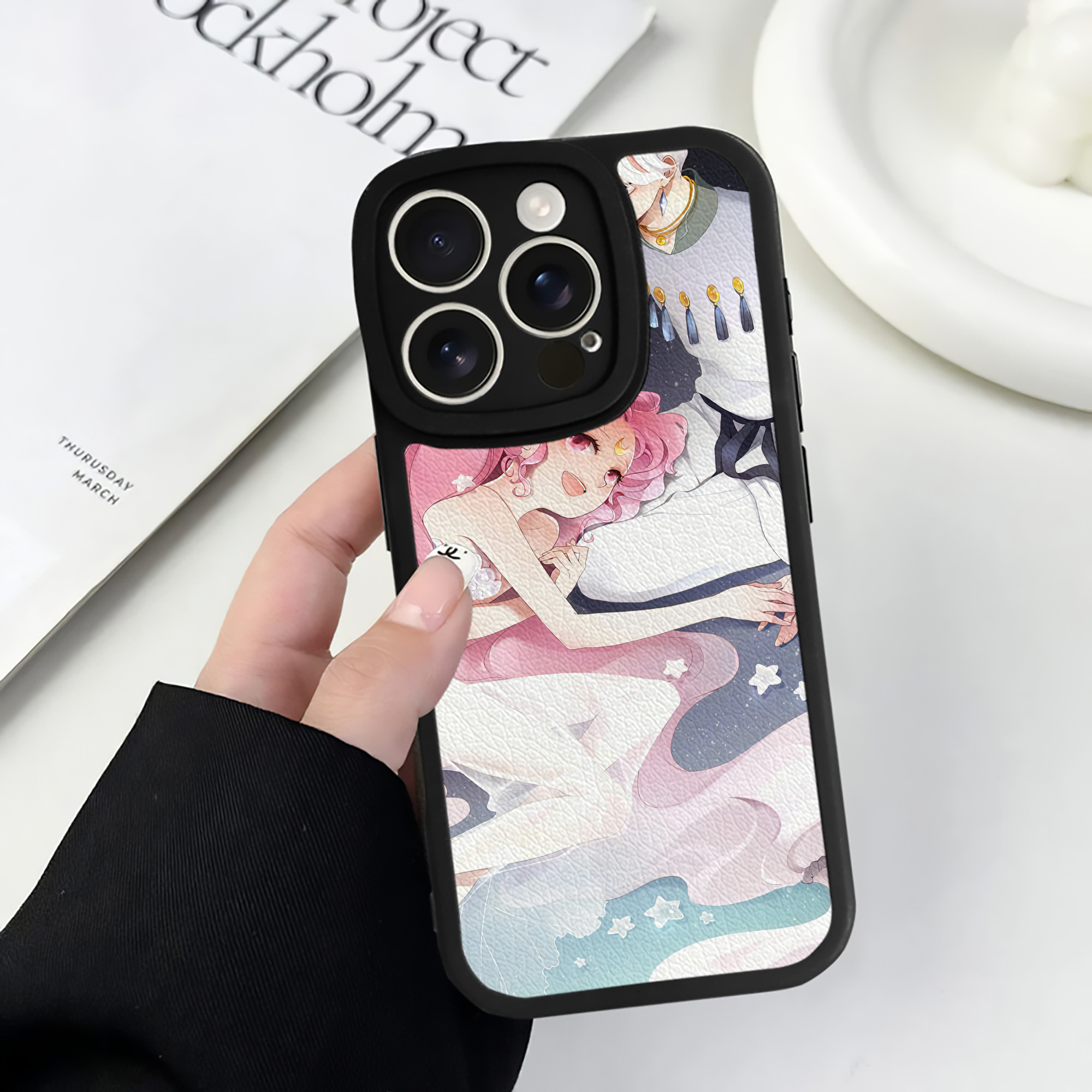 （画像用） 美少女戦士セーラームーン Sailor Moon 【iPhone 16シリーズ対応】シリコンスマホケース（レザー調） 材質：シリコン